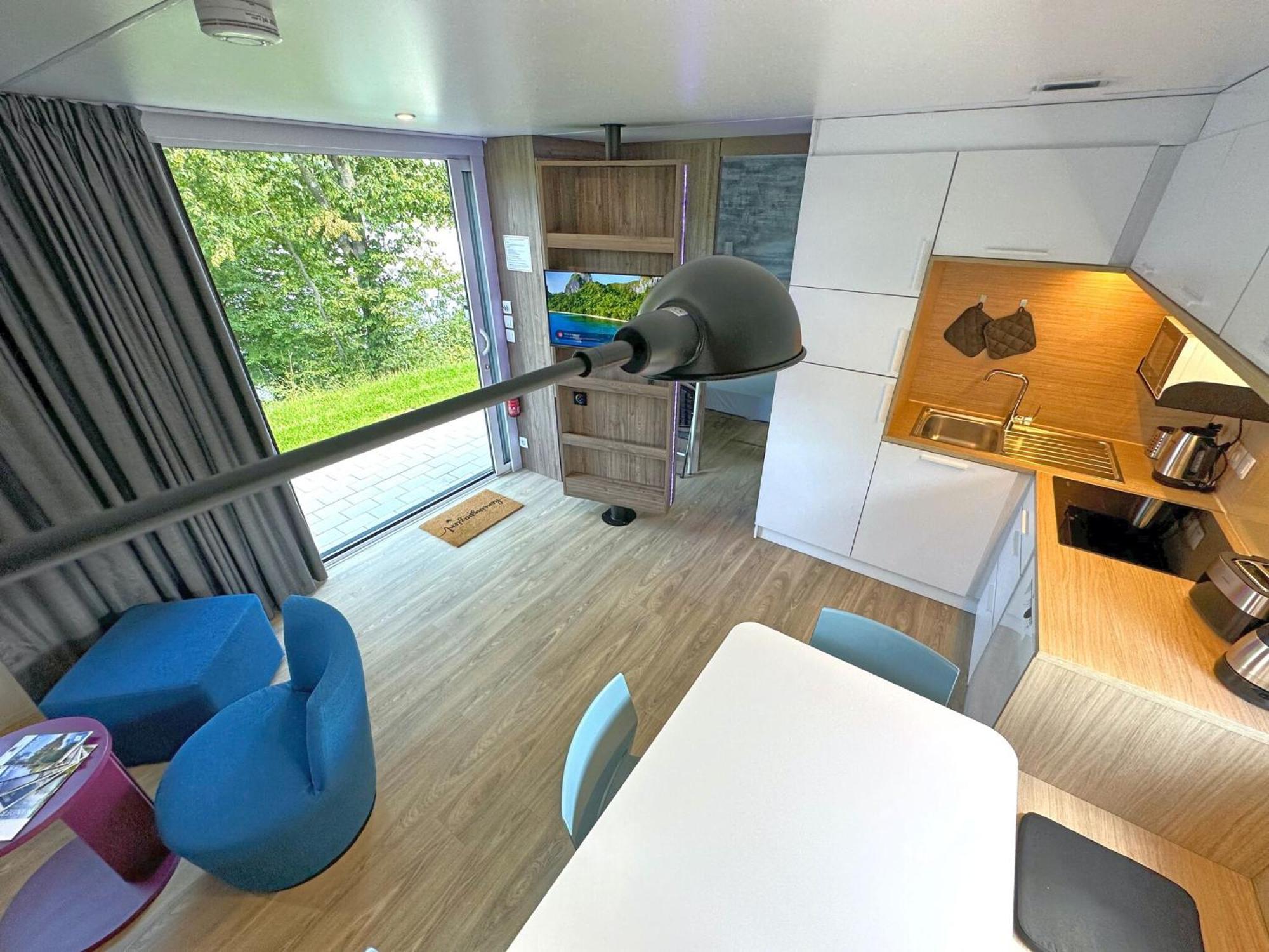 Feriendorf Seeblick - Tinyhouse Direkt Am See Нойнбург форм Валд Екстериор снимка