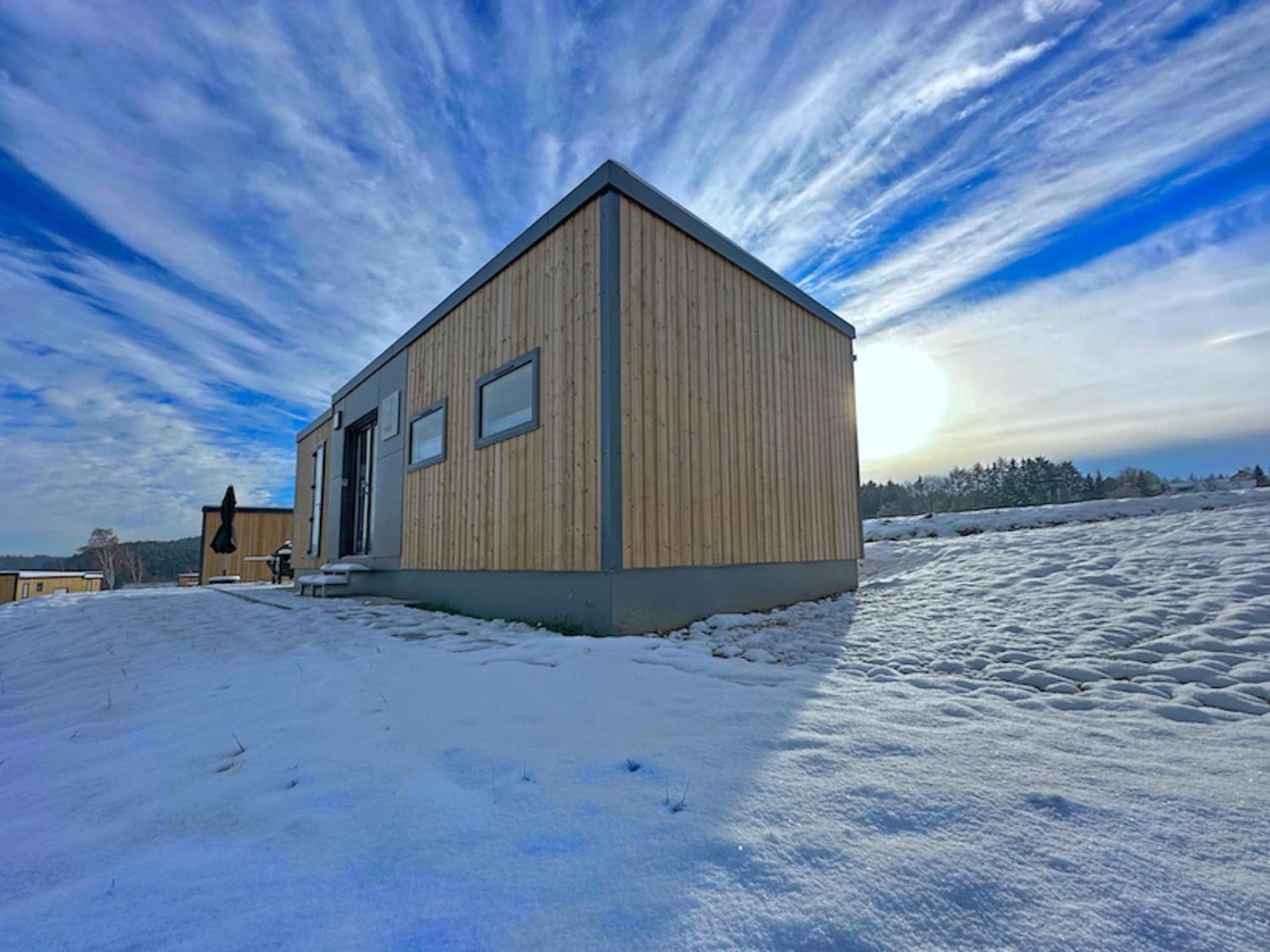 Feriendorf Seeblick - Tinyhouse Direkt Am See Нойнбург форм Валд Екстериор снимка